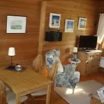 - Finnish Semi-detached House With Sauna And Fireplace - No 1 Vakantiehuis *