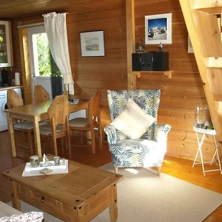 Vakantiehuis - Finnish Semi-detached House With Sauna And Fireplace - No 1